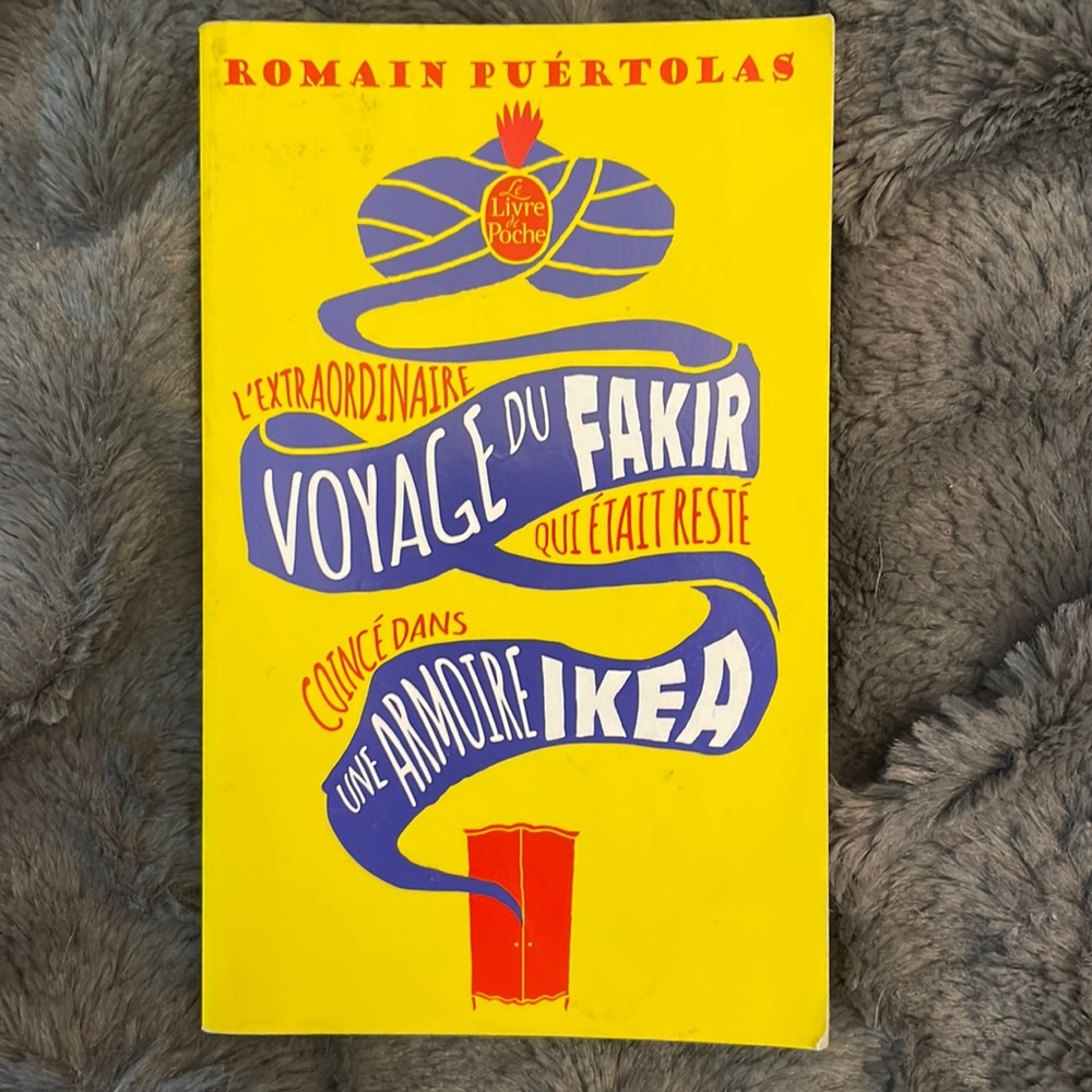 Livre: Romain en Francais fiction book in French